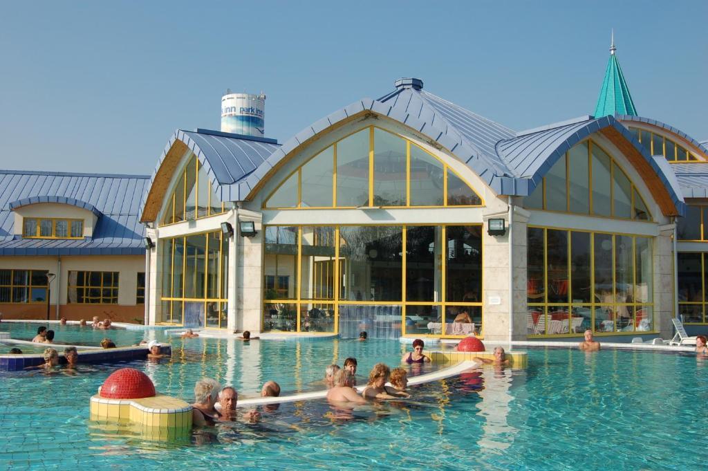 Vitalmed Hotel Шарвар Екстер'єр фото