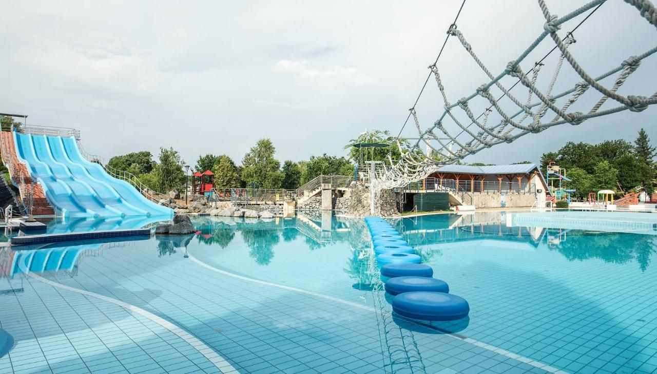 Vitalmed Hotel Шарвар Екстер'єр фото